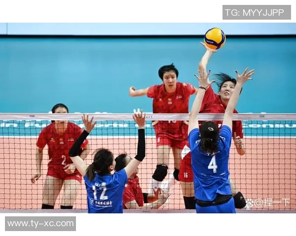 武汉排球队与北京排球队的较量分析与战术探讨